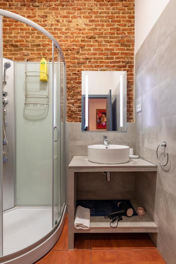 Homeabout Imperial Apartment Madrid Exteriör bild